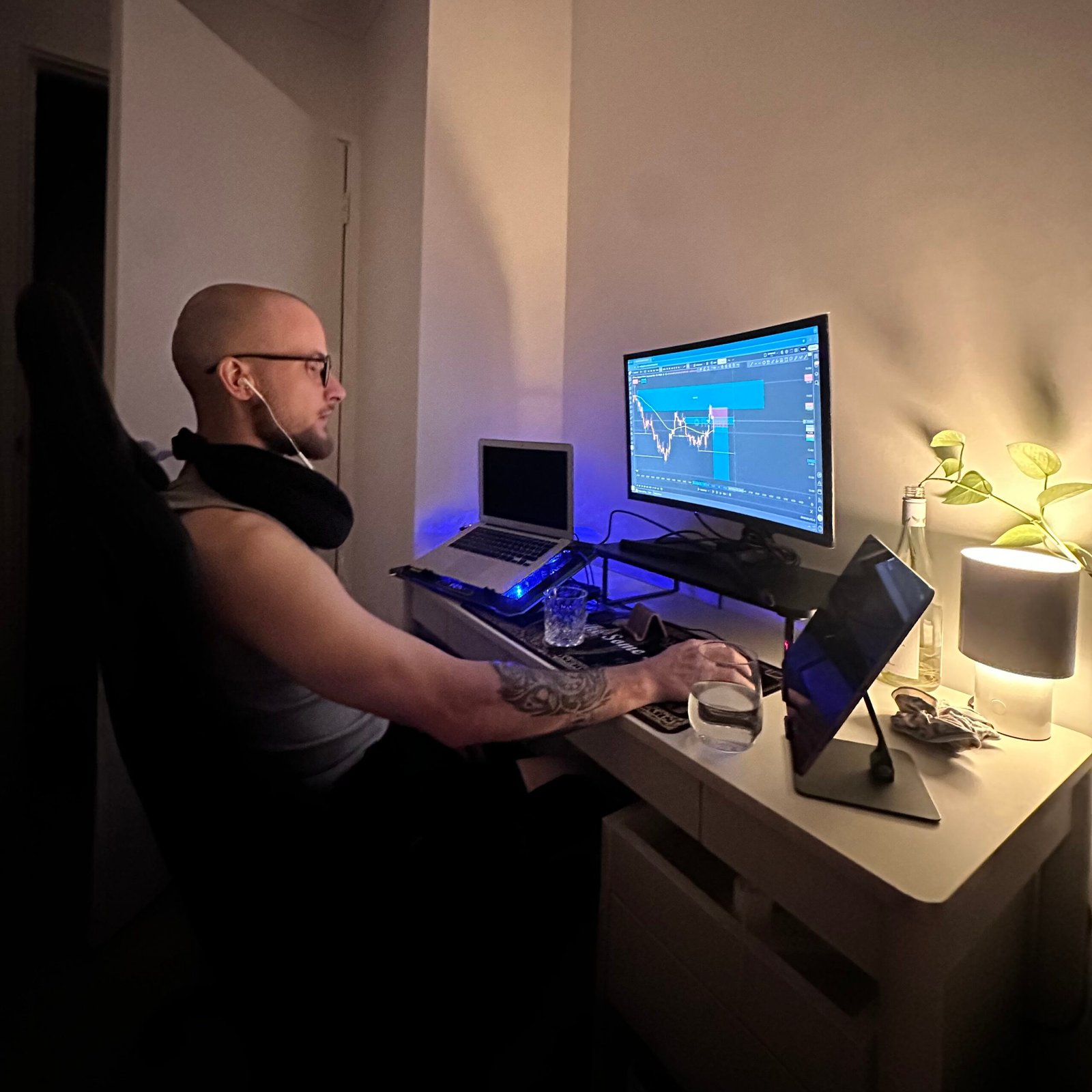 You are currently viewing Proč jsem si vybral trading jako cestu, a jak si mnoho traderů vlastně vydělává